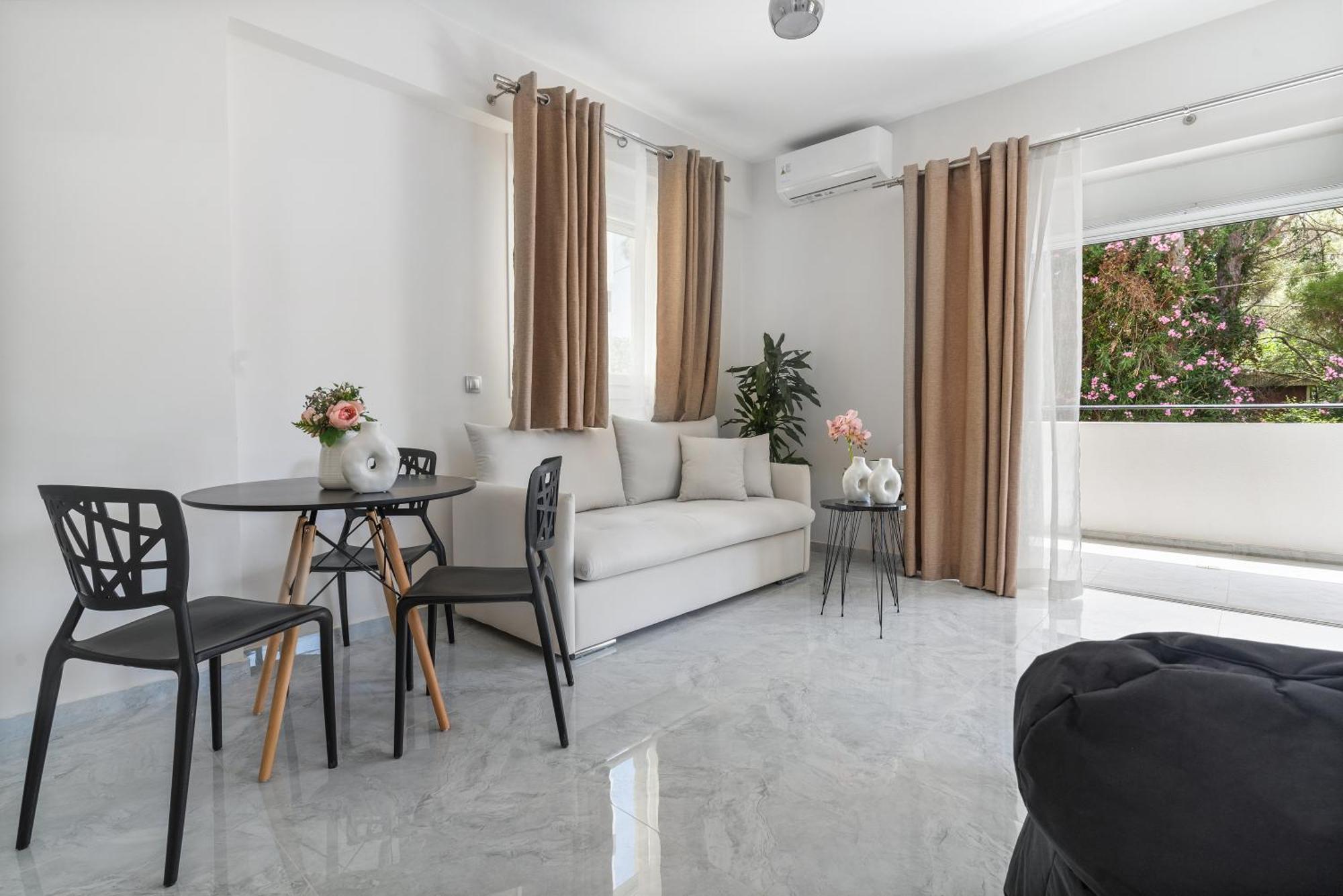 Miralis Apartments Nikiana Eksteriør billede